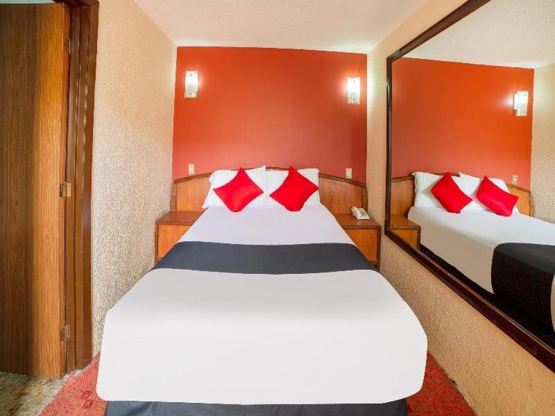 Hotel Santa Maria مدينة مكسيكو الغرفة الصورة